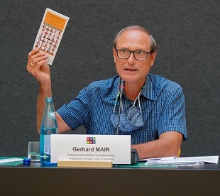 Gerhard Mair, Presidente del CUG alla conferenza stampa