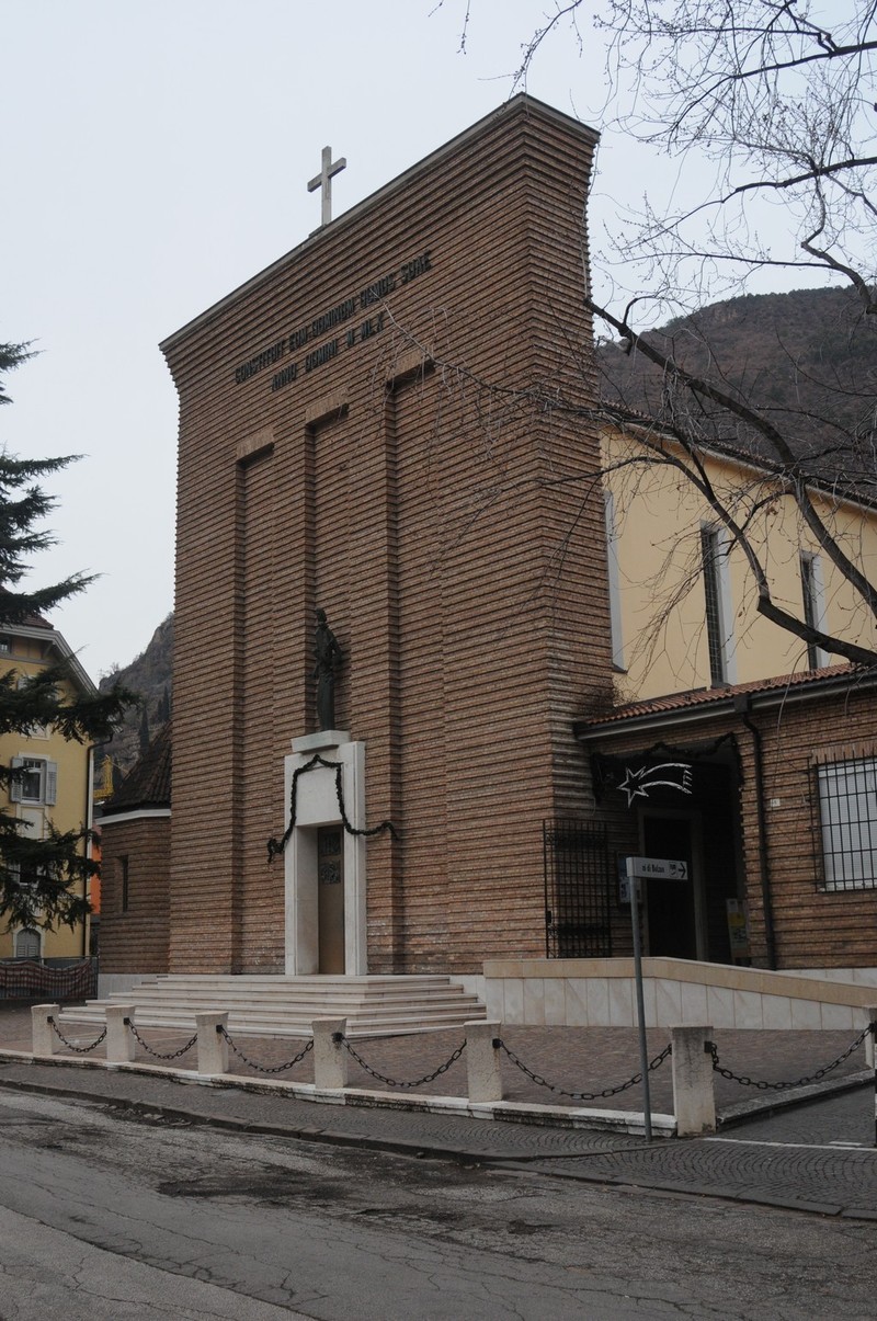 Piani di Bolzano, Chiesa parrocchiale di S. Giuseppe: Marcello Piacentini (1955)