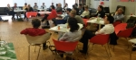 Le 3 Consulte giovani assieme agli assessori Tommasini, Achammer e Mussner hanno valutato le varie formule per i giovani per giungere ad un alloggio  (Foto.USP/C.Andolfo)
