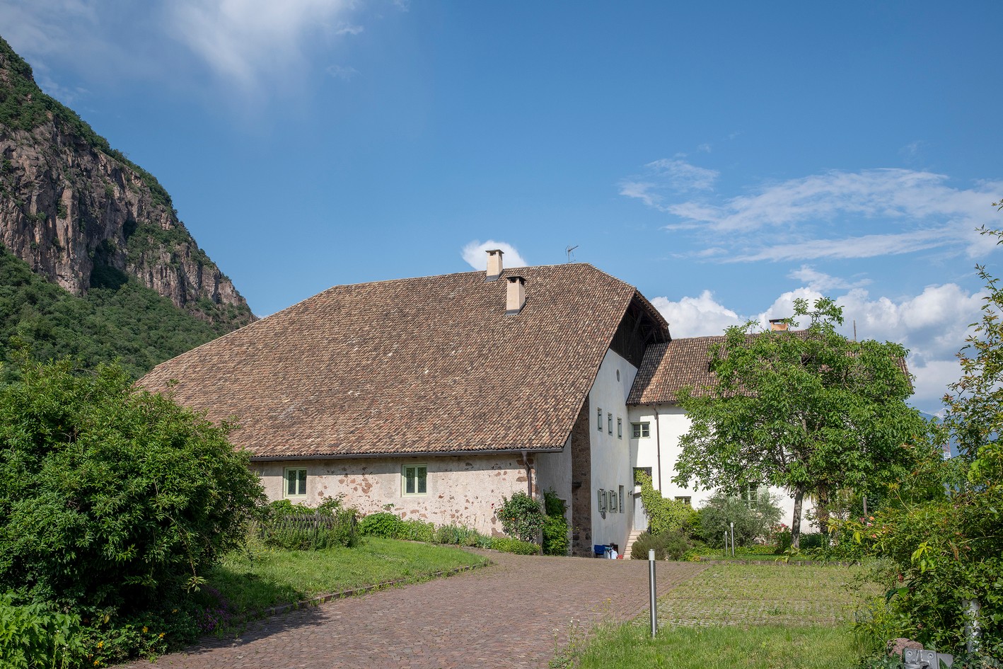 Ermächtigung von Photovoltaikanlagen an Baudenkmälern Ermächtigung von Photovoltaikanlagen an Baudenkmälern