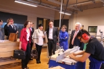 La delegazione delle Regioni in visita nella scuola professionale di via Roma a Bolzano con l’assessore Achammer