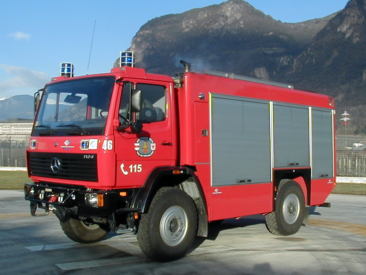 Autobotte-pompa per spegnimento incendio boschivo (APS) 2500 – Mercedes 1124