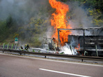 Incendio di camion sull'autostrada