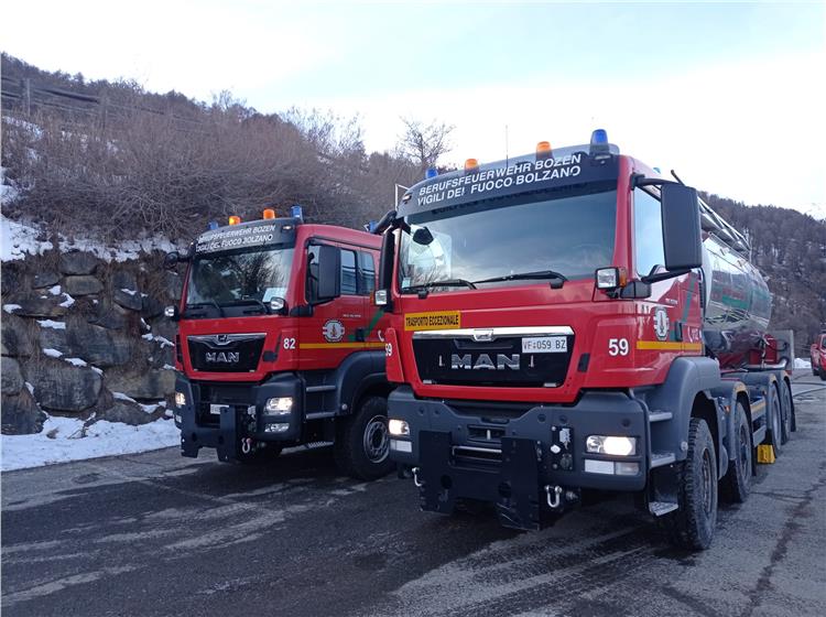 Trasporto acqua potabile a Burgusio